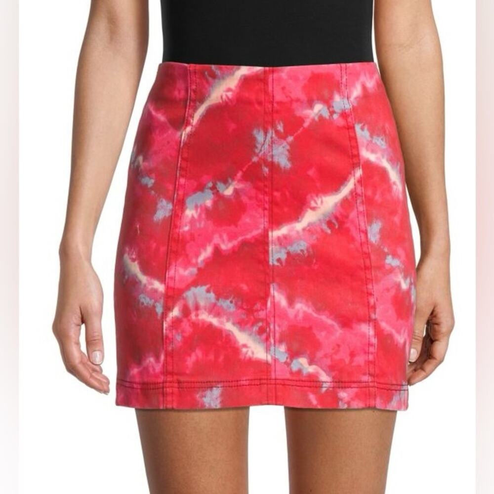 Free People Modern Femme Flamingo Flame Tie Dye Denim Mini Skirt Size 6